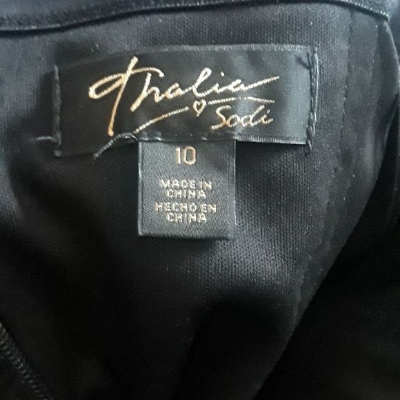 Dress - Picture 5 of 5